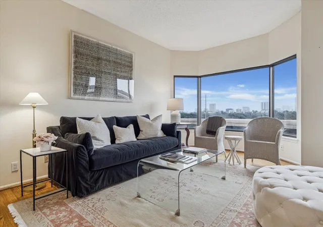 Photo 3 of Condo for sale at 2001 Holcombe Blvd #504, Houston, TX 77030 | MLS# 21967093 | Listing updated on 2026-09-09