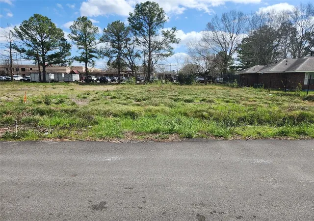 Photo 1 of Land for sale at 00 Observatory St, Houston, TX 77088 | MLS# 31163383 | Listing updated on 2026-04-23