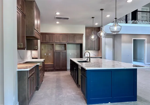 4th image of 56 James Estates Dr, Fulshear, TX 77441 | MLS# 72107987