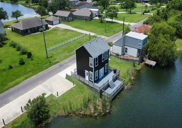 35th image of 2730 Avenue D, Dickinson, TX 77539 | MLS# 74522277