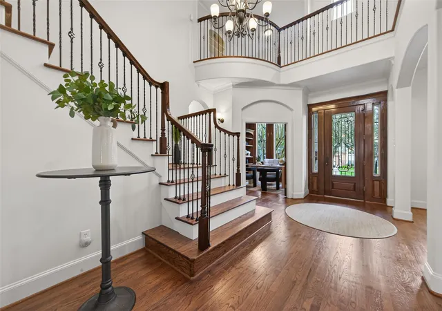 2nd image of 4711 Welford Dr, Bellaire, TX 77401 | MLS# 52347908