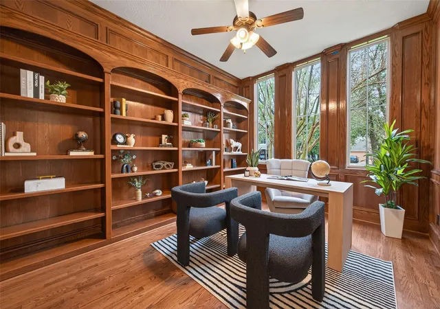 5th image of 4711 Welford Dr, Bellaire, TX 77401 | MLS# 52347908
