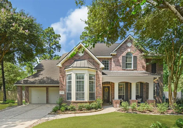 Photo 1 of Sale Pending at 35 Monet Bend Pl, The Woodlands, TX 77382 | MLS# 19489334 | Listing updated on 2026-09-11