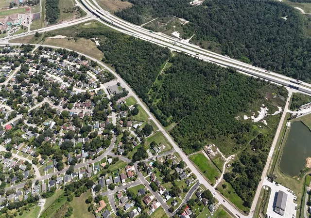 Photo 4 of Land for sale at 0000 Tri City Beach, Baytown, TX 77520 | MLS# 94795478 | Listing updated on 2025-11-16