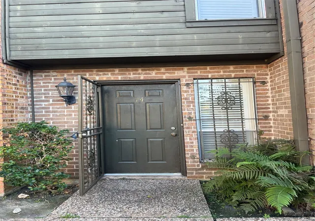 image of 6111 Beverly Hill St #74, Houston, TX 77057 | MLS# 73145124