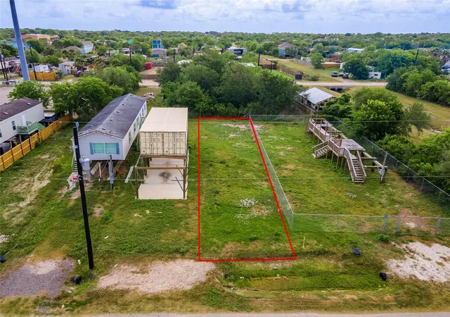1st image of 439 16th St, Dickinson, TX 77539 | MLS# 10108322
