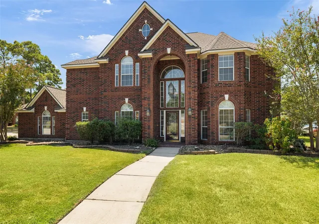 Photo 3 of Single family home for sale at 3123 Wilshire Ln, Baytown, TX 77521 | MLS# 2724599 | Listing updated on 2026-09-11