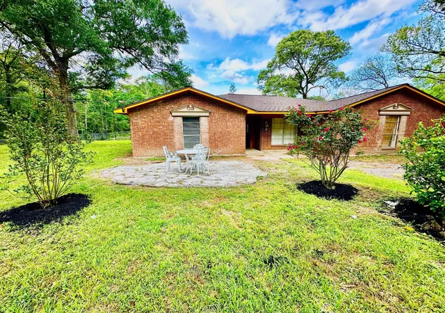 2nd image of 3658 Reaves Rd, Cleveland, TX 77328 | MLS# 47357116