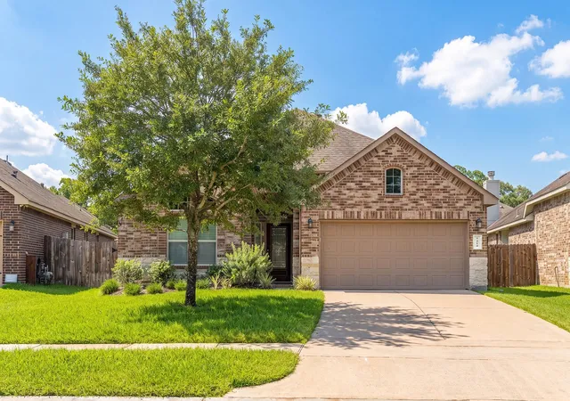 Photo 2 of Single family home for sale at 5414 Claymore Meadow Ln, Spring, TX 77389 | MLS# 68161053 | Listing updated on 2026-09-02