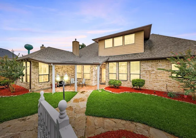 Photo 3 of Single family home for sale at 14242 Mindy Park Ln, Houston, TX 77069 | MLS# 83709193 | Listing updated on 2026-09-17