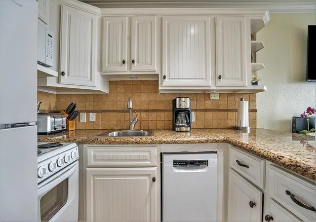 Photo 4 of Condo for sale at 10811 Termini San Luis Pass Rd #2123, Galveston, TX 77554 | MLS# 24699680 | Listing updated on 2026-09-09