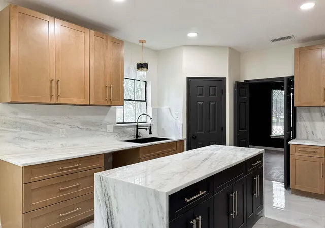 4th image of 14211 Napier Ct, Houston, TX 77069 | MLS# 7559058