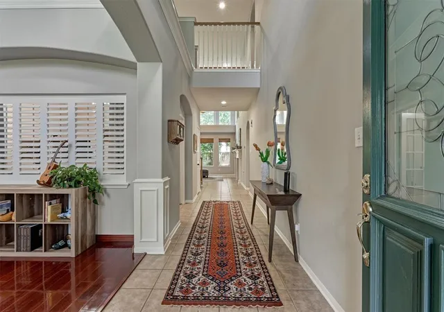Photo 2 of Single family home for sale at 19 E Sundance Cir, Spring, TX 77382 | MLS# 28219220 | Listing updated on 2026-08-31