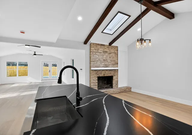 3rd image of 1906 Sunny Brook Dr, Austin, TX 78723 | MLS# 64030716