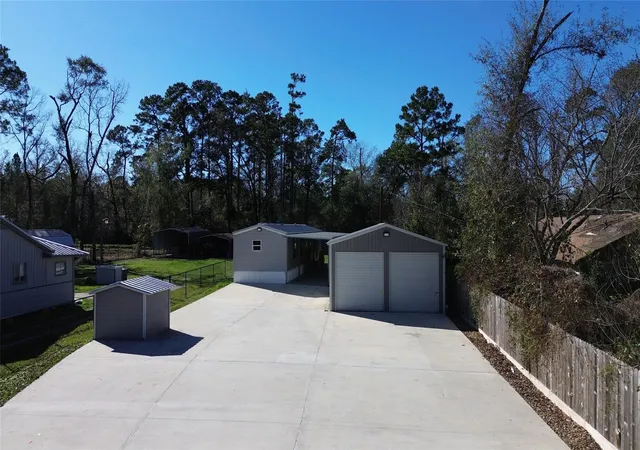 2nd image of 21246 White Oak Dr, Conroe, TX 77306 | MLS# 25155251