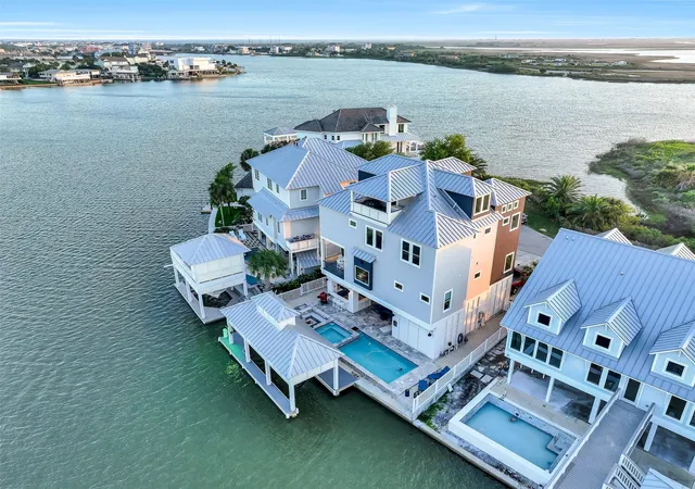 Photo 1 of Single family home for sale at 3430 Treasure Cir, Galveston, TX 77554 | MLS# 65048300 | Listing updated on 2026-07-27