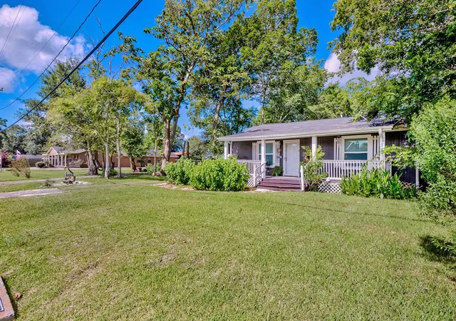 2nd image of 2970 S Major Dr S, Beaumont, TX 77707 | MLS# 77188246