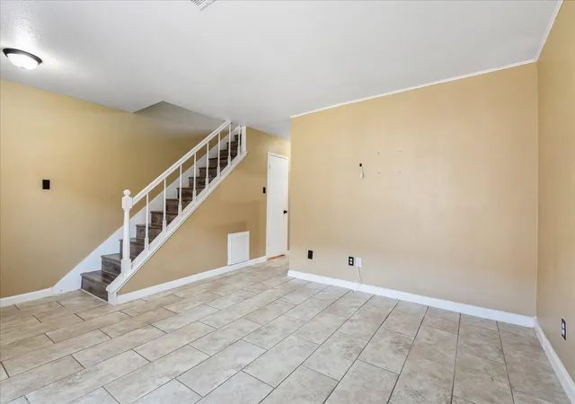 5th image of 1425 Springrock Ln Ln, Houston, TX 77055 | MLS# 17522829