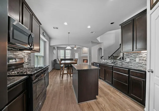 Photo 4 of Single family home for sale at 22611 Rosehill Meadow Dr, Tomball, TX 77377 | MLS# 53929162 | Listing updated on 2026-09-19