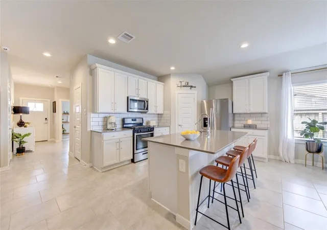 Photo 4 of Single family home for sale at 29322 Hoelzen Holw Dr, Katy, TX 77494 | MLS# 12049413 | Listing updated on 2026-08-19