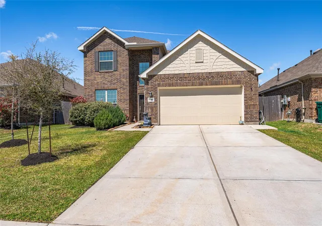Homes for sale in La Marque, TX | 736 Scenic Lake Dr, La Marque, TX 77568 | MLS# 85315637