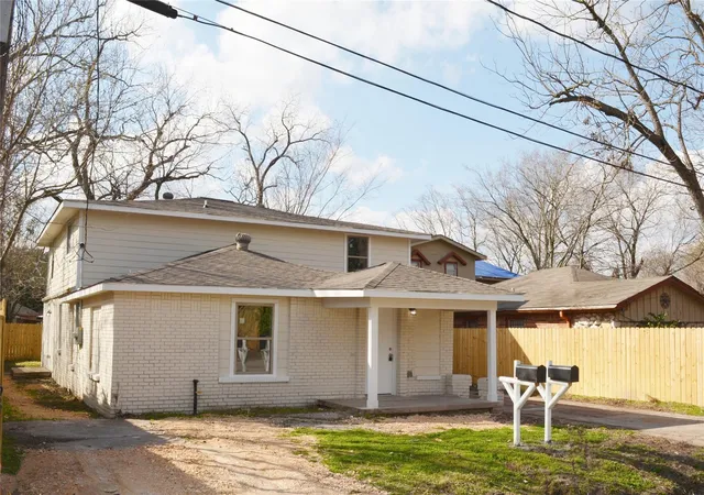 Multi family home for sale at 3007 Grovey St, Houston, TX 77026 | MLS# 88226834