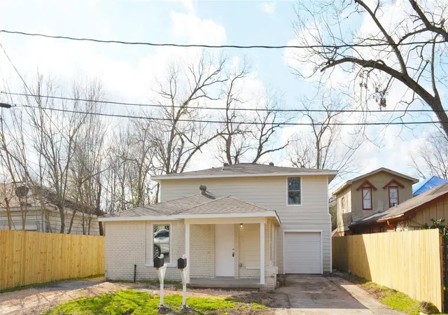Photo 2 of Multi family home for sale at 3007 Grovey St, Houston, TX 77026 | MLS# 88226834 | Listing updated on 2026-07-22
