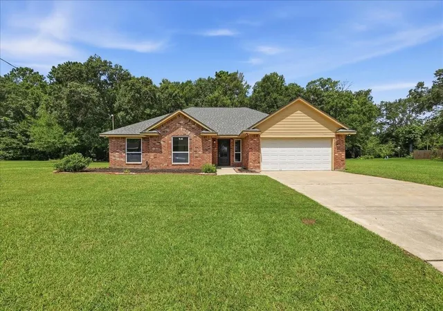 2nd image of 230 Teal Dr, Vidor, TX 77662 | MLS# 46125720