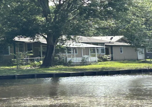Photo 2 of Single family home for sale at 320 Deer Run Rd, Trinity, TX 75862 | MLS# 94804536 | Listing updated on 2026-05-31