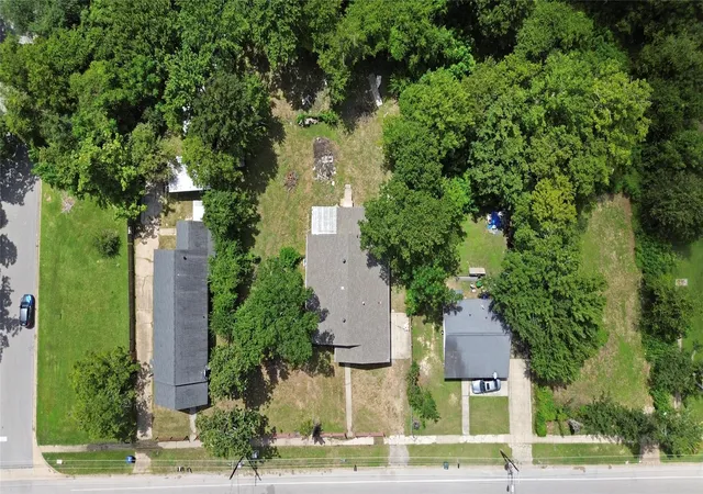 21st image of 918 Martin Luther King Dr, Huntsville, TX 77320 | MLS# 90713238