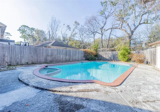 Photo 4 of Single family home for sale at 4906 Droddy St, Houston, TX 77091 | MLS# 10641234 | Listing updated on 2026-09-15