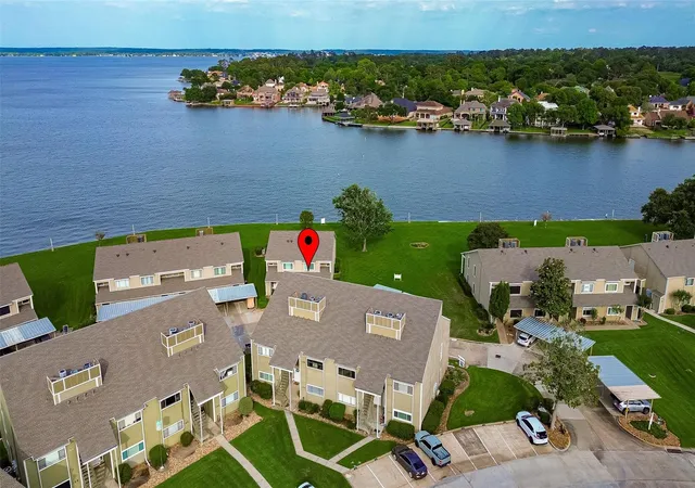 2nd image of 168 April Point Dr S #168, Montgomery, TX 77356 | MLS# 69213082