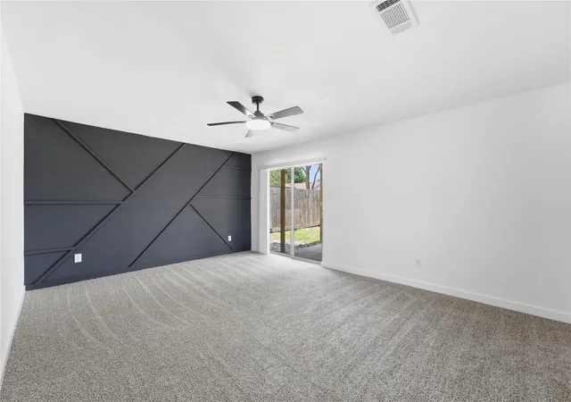 Photo 3 of Sale Pending at 11330 Raven View Dr, Houston, TX 77067 | MLS# 66969644 | Listing updated on 2026-10-05