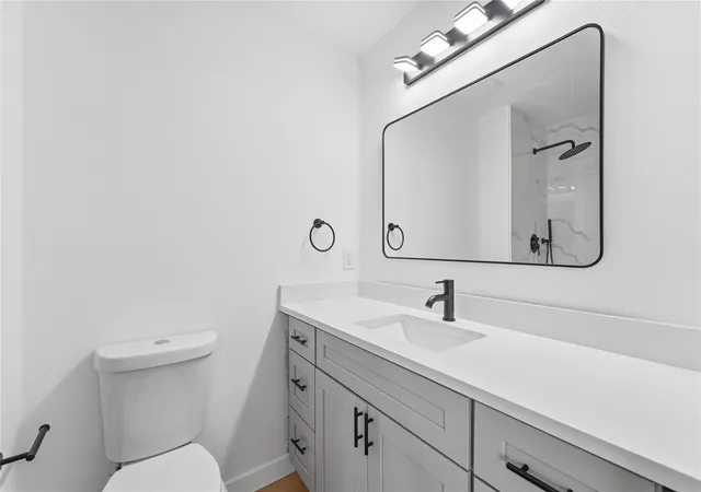 Photo 4 of Sale Pending at 11330 Raven View Dr, Houston, TX 77067 | MLS# 66969644 | Listing updated on 2026-10-05