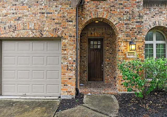 Photo 3 of Single family home for sale at 6006 Logstone Dr, Richmond, TX 77407 | MLS# 31092417 | Listing updated on 2026-09-03