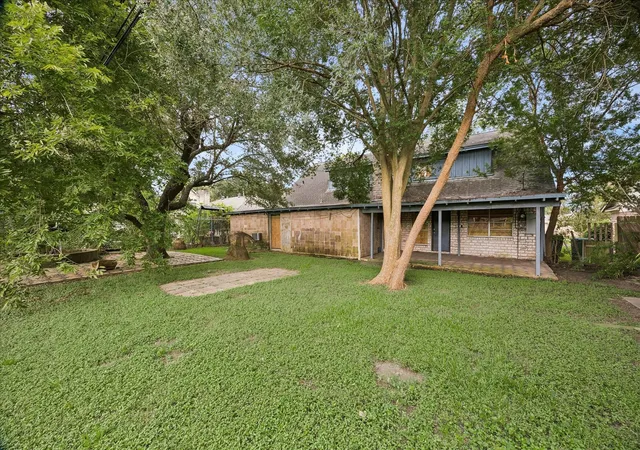 5th image of 8926 Willow Meadow Dr, Houston, TX 77031 | MLS# 40043746