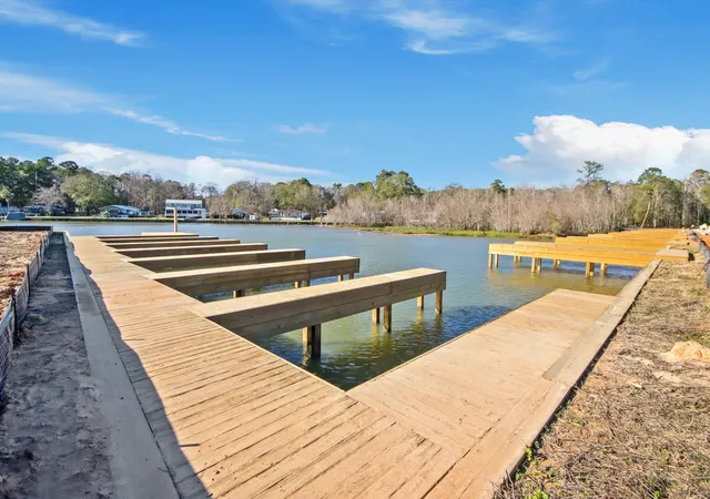Photo 3 of Single family home for sale at 13098 Sorrento Bay Dr, Willis, TX 77318 | MLS# 50343384 | Listing updated on 2026-07-18