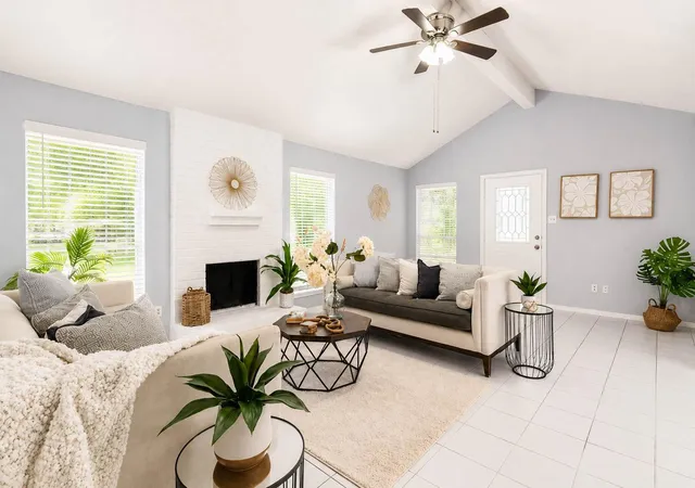 Photo 3 of Single family home for sale at 14119 Clear Forest Dr, Sugar Land, TX 77498 | MLS# 98920776 | Listing updated on 2026-08-20