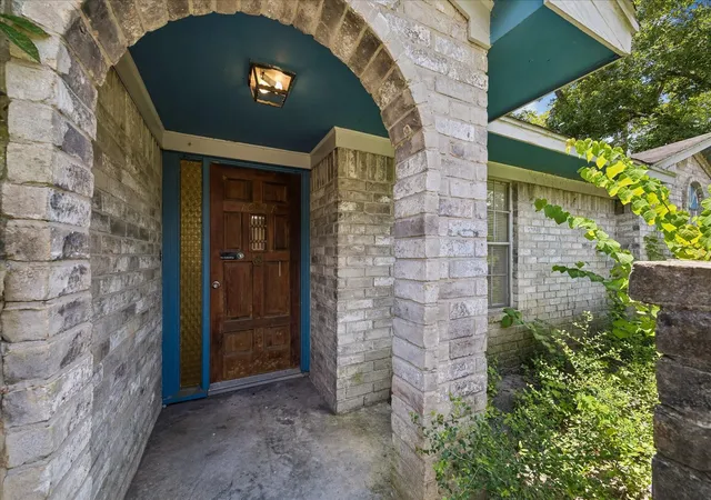 2nd image of 20260 Russell Dr, Porter, TX 77365 | MLS# 48441860