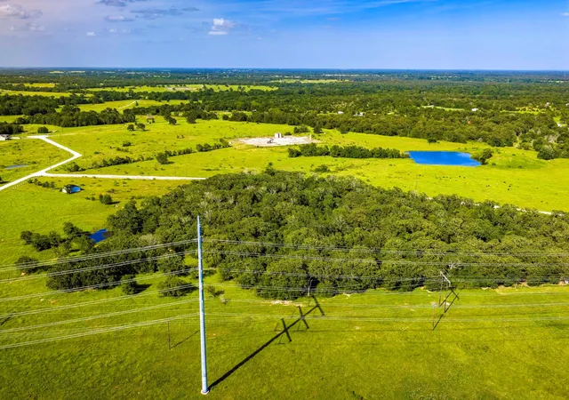 Homes for sale in North Zulch, TX | 3636 Hidden Trl, North Zulch, TX 77872 | MLS# 97529169