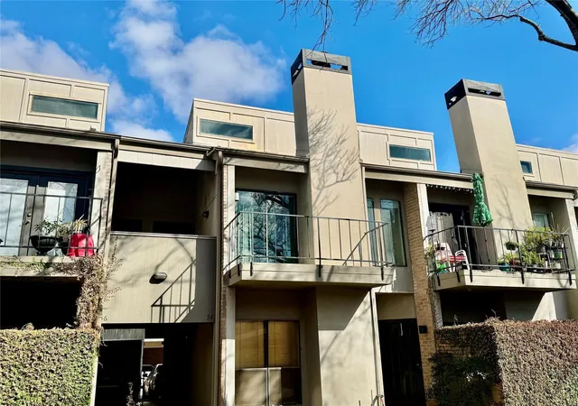 1st image of 10811 Richmond Ave #54, Houston, TX 77042 | MLS# 11217362