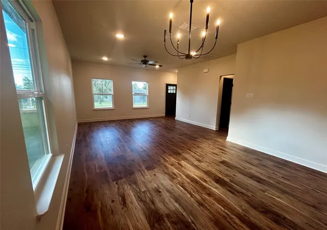 Homes for sale in Longview, TX | 203 E Fleming, Longview, TX 75604 | MLS# 98654428