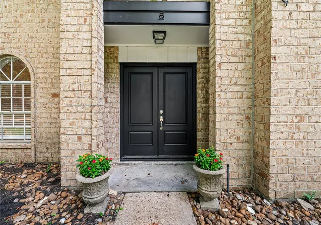 Photo 3 of Single family home for sale at 2019 Thousand Pines Dr, Kingwood, TX 77339 | MLS# 58338012 | Listing updated on 2026-09-17