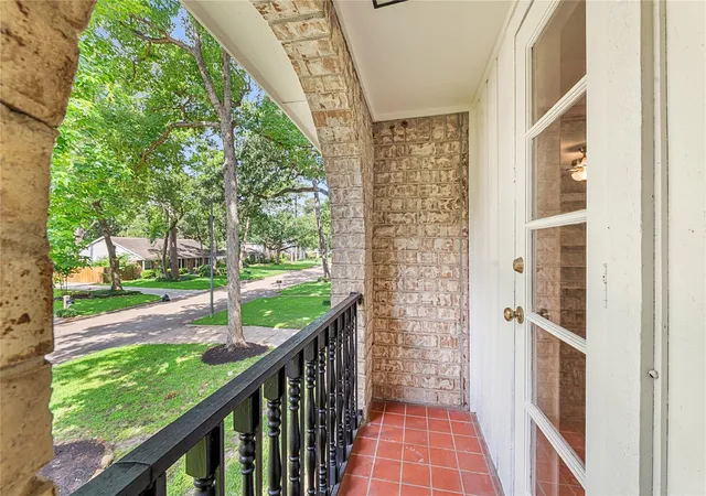 Photo 4 of Single family home for sale at 2019 Thousand Pines Dr, Kingwood, TX 77339 | MLS# 58338012 | Listing updated on 2026-09-17