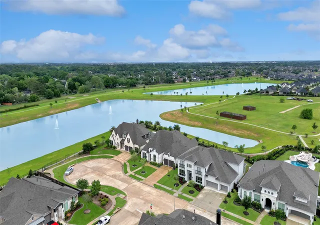 Photo 3 of Single family home for sale at 6707 Nimitz Ct, Katy, TX 77493 | MLS# 12770148 | Listing updated on 2026-08-02