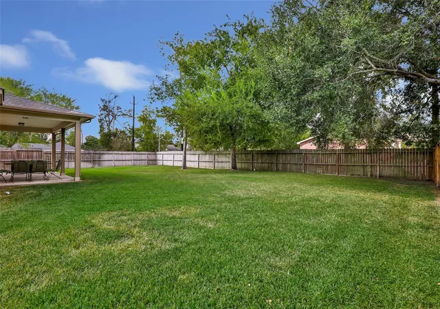 Photo 4 of Single family home for sale at 110 S Diamondhead Blvd, Crosby, TX 77532 | MLS# 67504766 | Listing updated on 2026-09-05