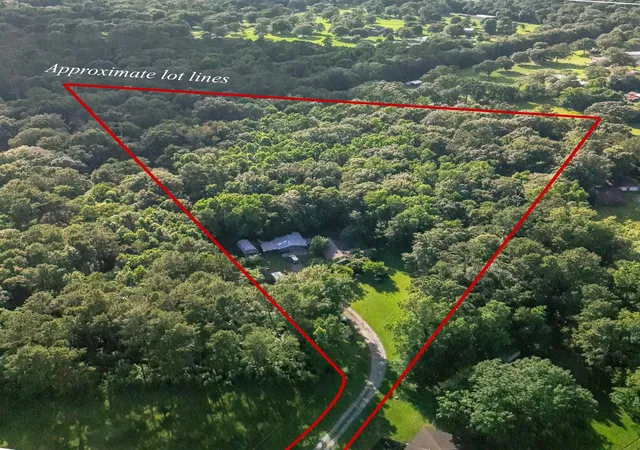 1st image of 8907 Tulane Rd, Orange, TX 77630 | MLS# 46005652