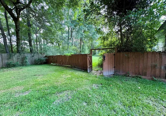 5th image of 8907 Tulane Rd, Orange, TX 77630 | MLS# 46005652