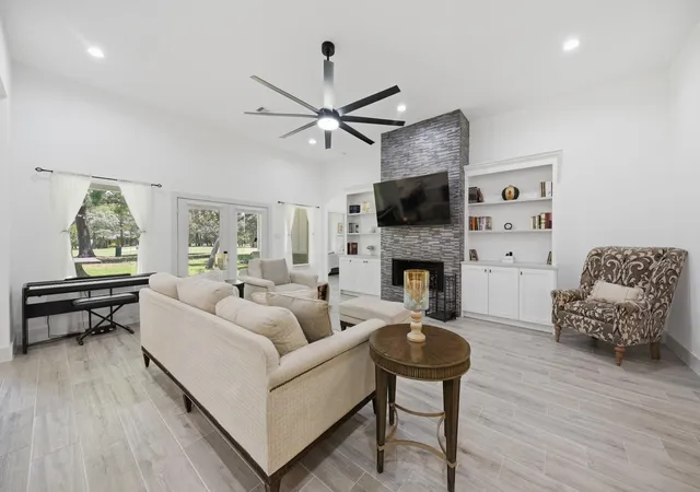 Photo 3 of Single family home for sale at 308 Pinehurst Dr, New Ulm, TX 78950 | MLS# 94810089 | Listing updated on 2026-08-21