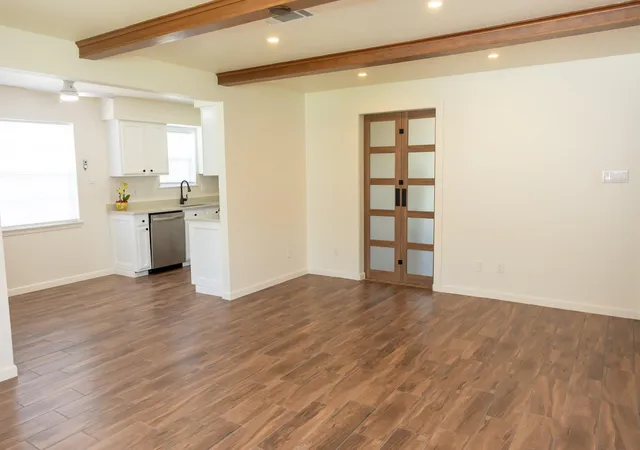 Photo 3 of Sale Pending at 9011 Grape St, Houston, TX 77036 | MLS# 59458632 | Listing updated on 2026-09-23